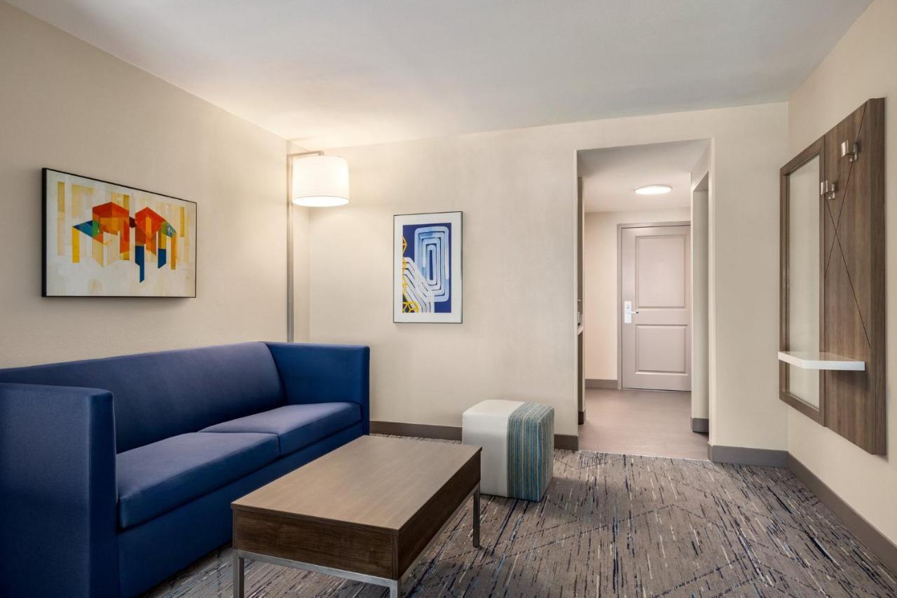 Holiday Inn Express Hotel & Suites Fort Pierce West By Ihg Екстер'єр фото