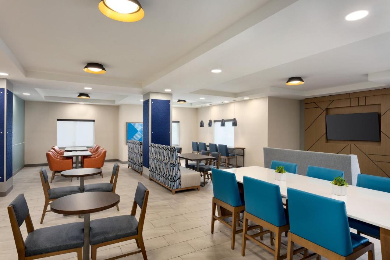 Holiday Inn Express Hotel & Suites Fort Pierce West By Ihg Екстер'єр фото